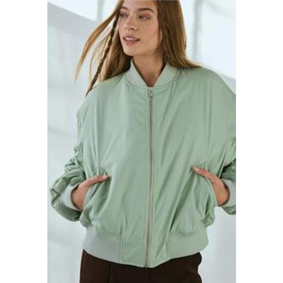 Urban Outfitters BDG Charlie Barrel Sleeve Bomber Jacket Size M NWT - Picture 1 of 5